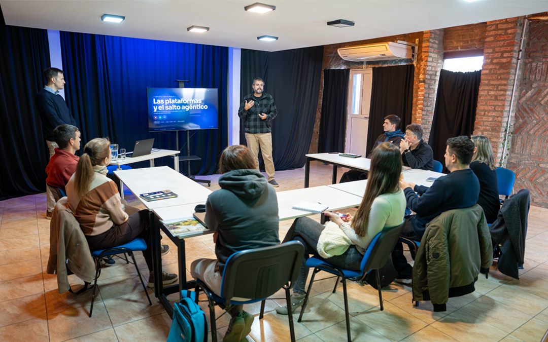 Taller de Agentes de IA en Espacio DEMOS